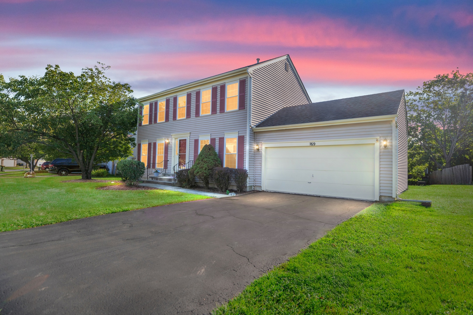 769 White Pine Circle, Lake In The Hills, IL 60156