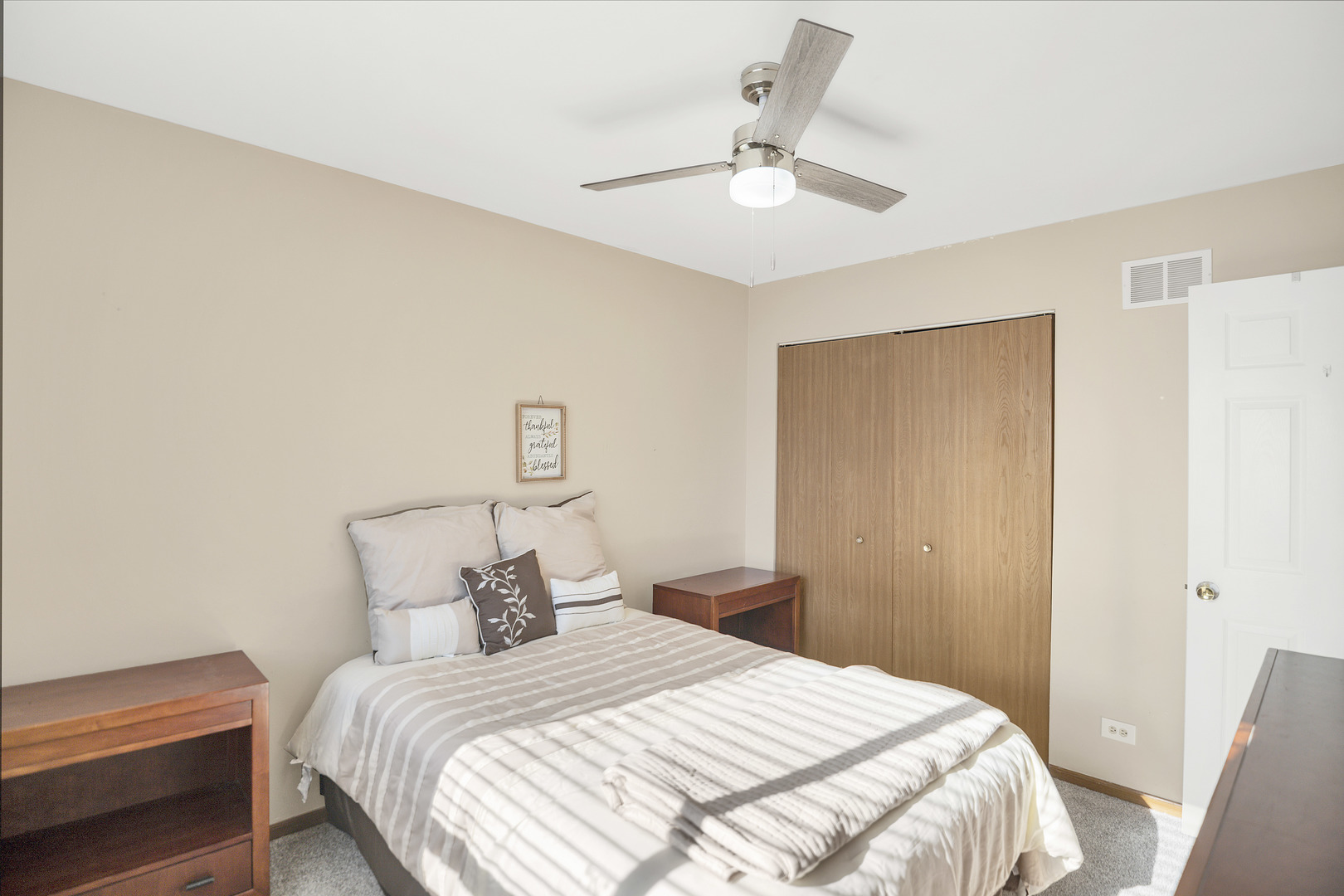 769 White Pine Circle, Lake In The Hills, IL 60156