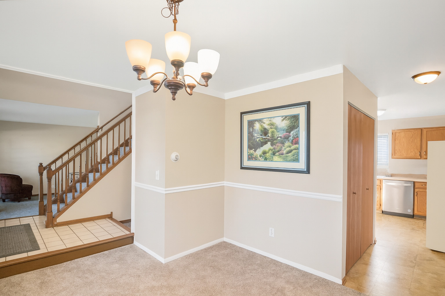 769 White Pine Circle, Lake In The Hills, IL 60156