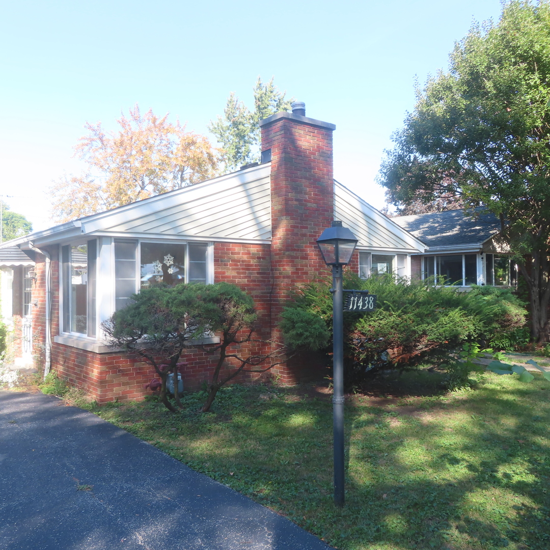 11438 S Maplewood Avenue, Chicago, IL 60655