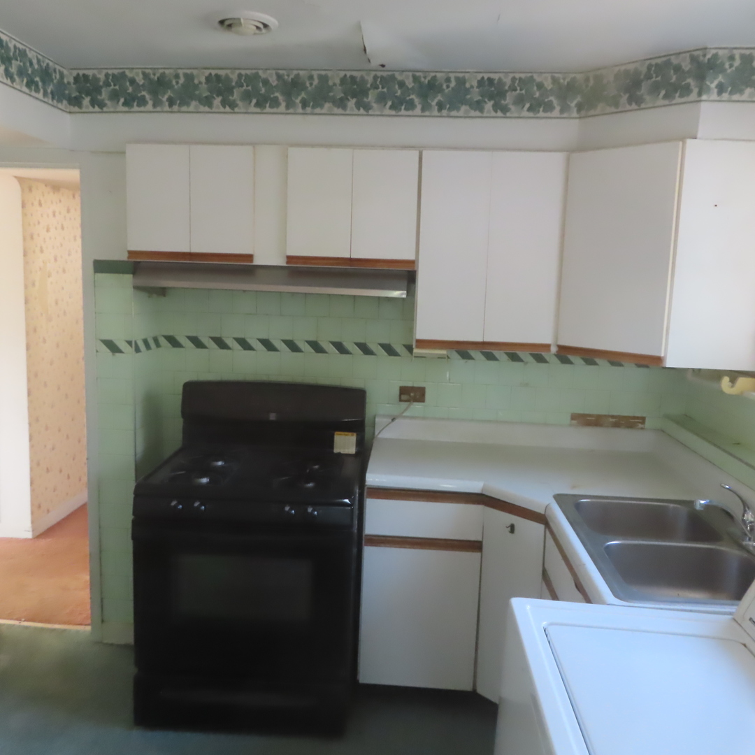 11438 S Maplewood Avenue, Chicago, IL 60655