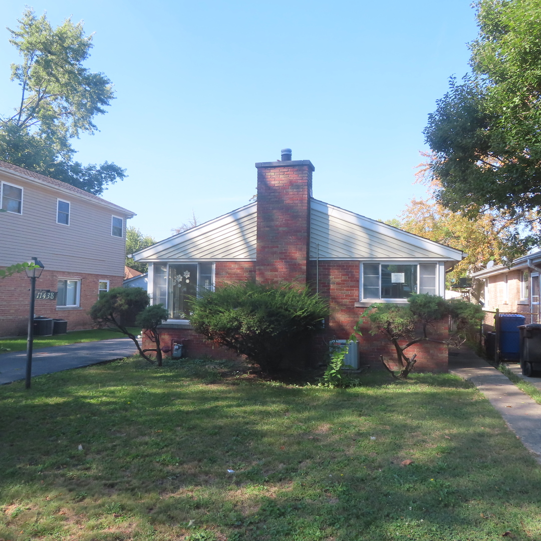 11438 S Maplewood Avenue, Chicago, IL 60655