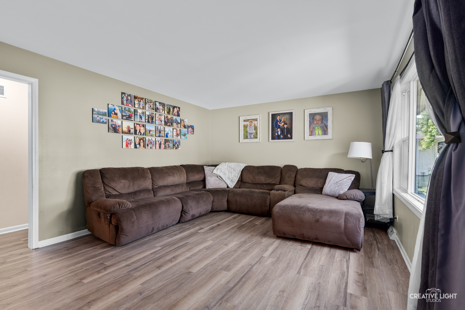 123 Terry Drive, Sugar Grove, IL 60554
