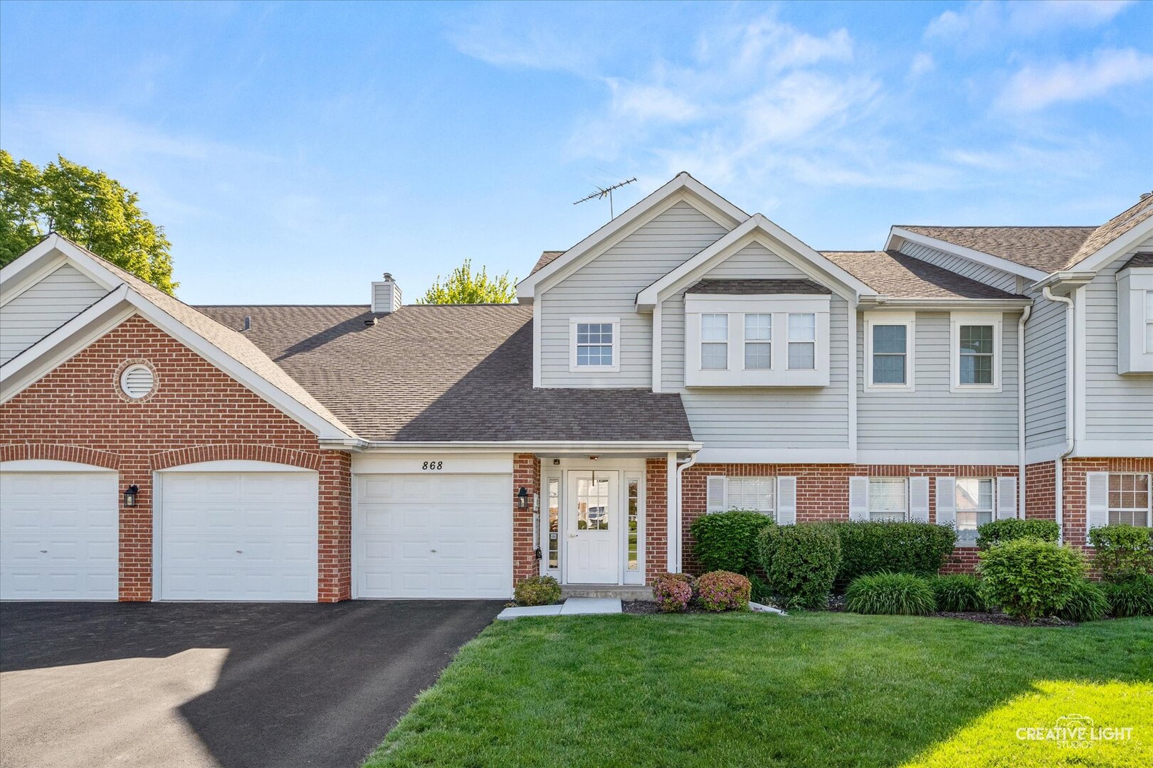 868 Quin Court #201, Naperville, IL 60563