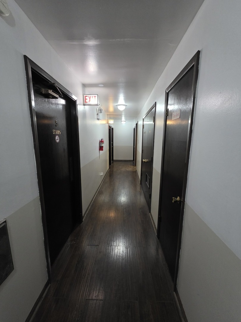 336 Lathrop Avenue #502, Forest Park, IL 60130