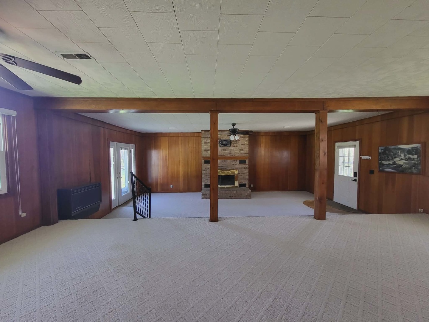 405 S Grove Street, Colfax, IL 61728