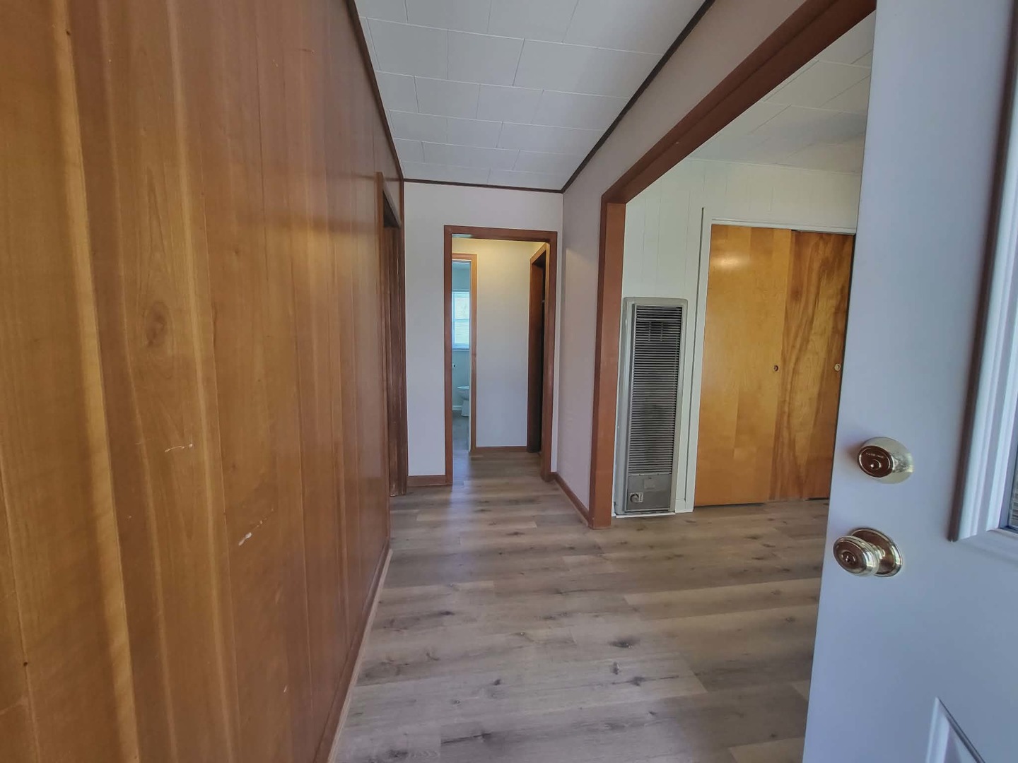 405 S Grove Street, Colfax, IL 61728