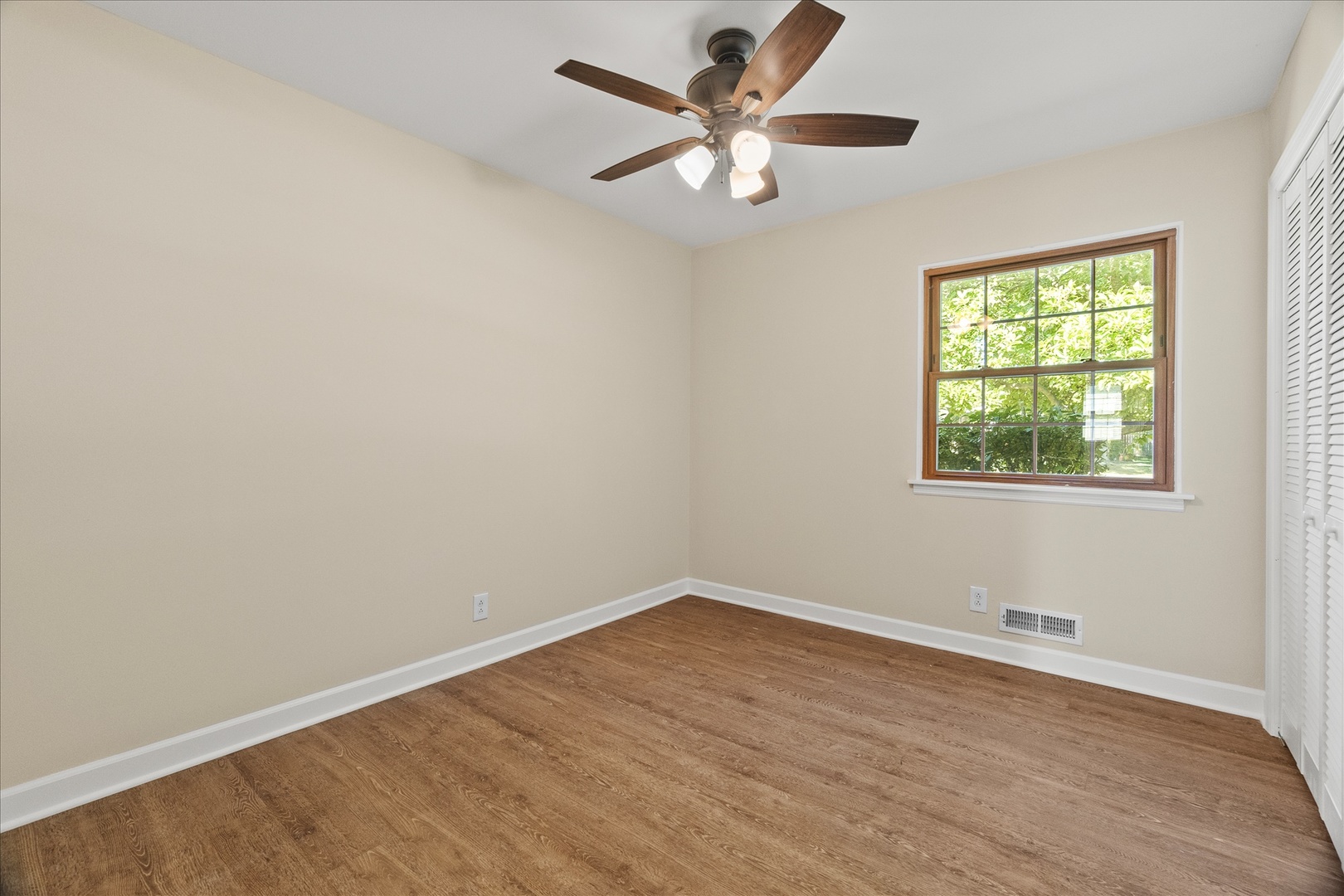 805 Maryknoll Drive, Lockport, IL 60441