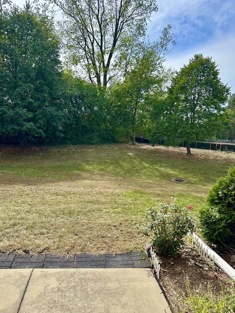 2864 Church Road #2864, Aurora, IL 60502