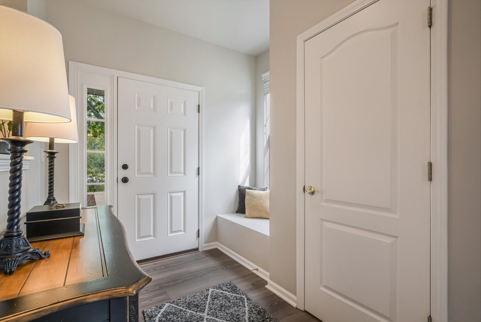 2562 GOLF RIDGE Circle #2562, Naperville, IL 60563