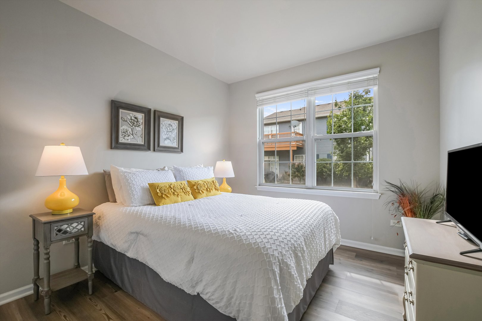 2562 GOLF RIDGE Circle #2562, Naperville, IL 60563