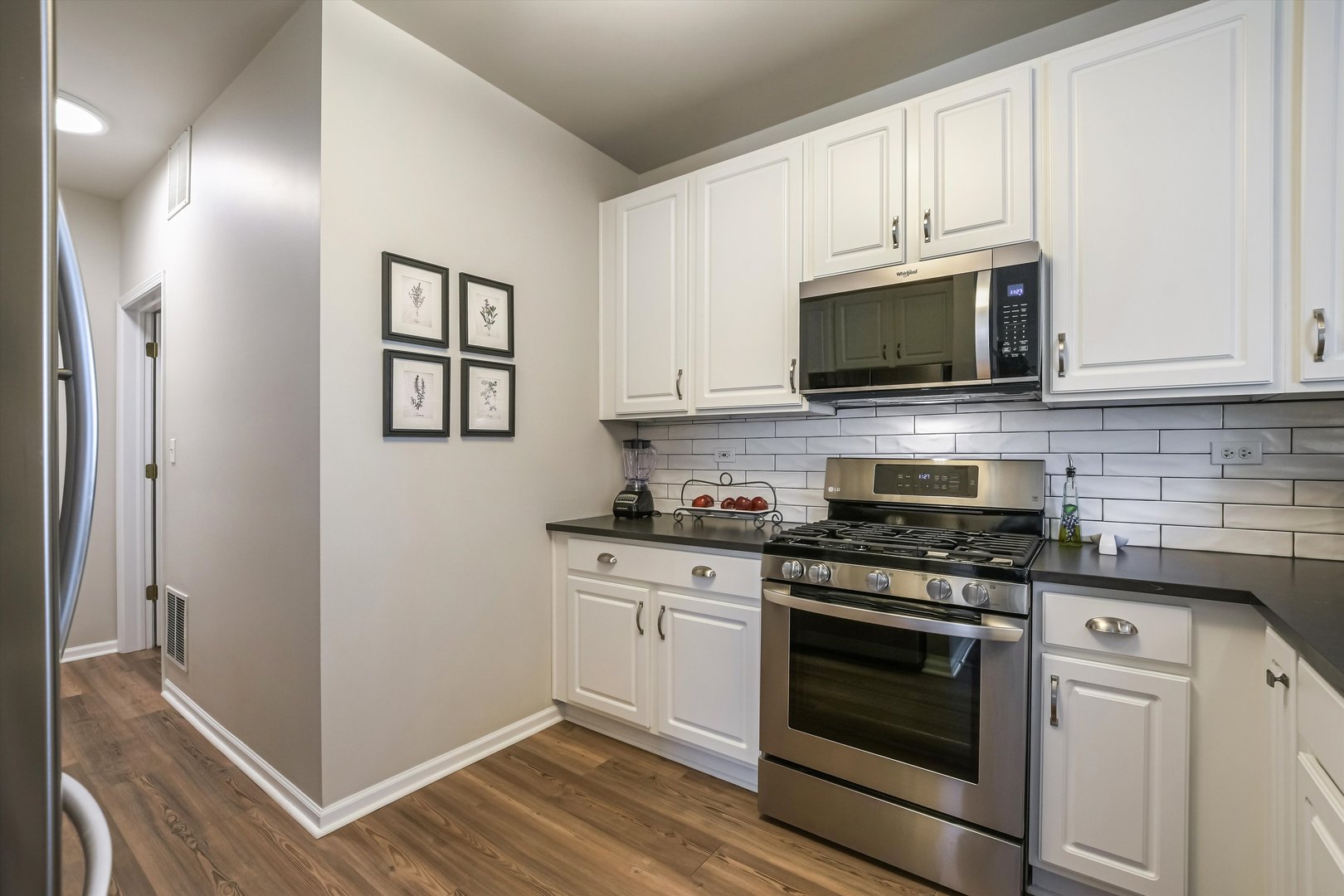 2562 GOLF RIDGE Circle #2562, Naperville, IL 60563