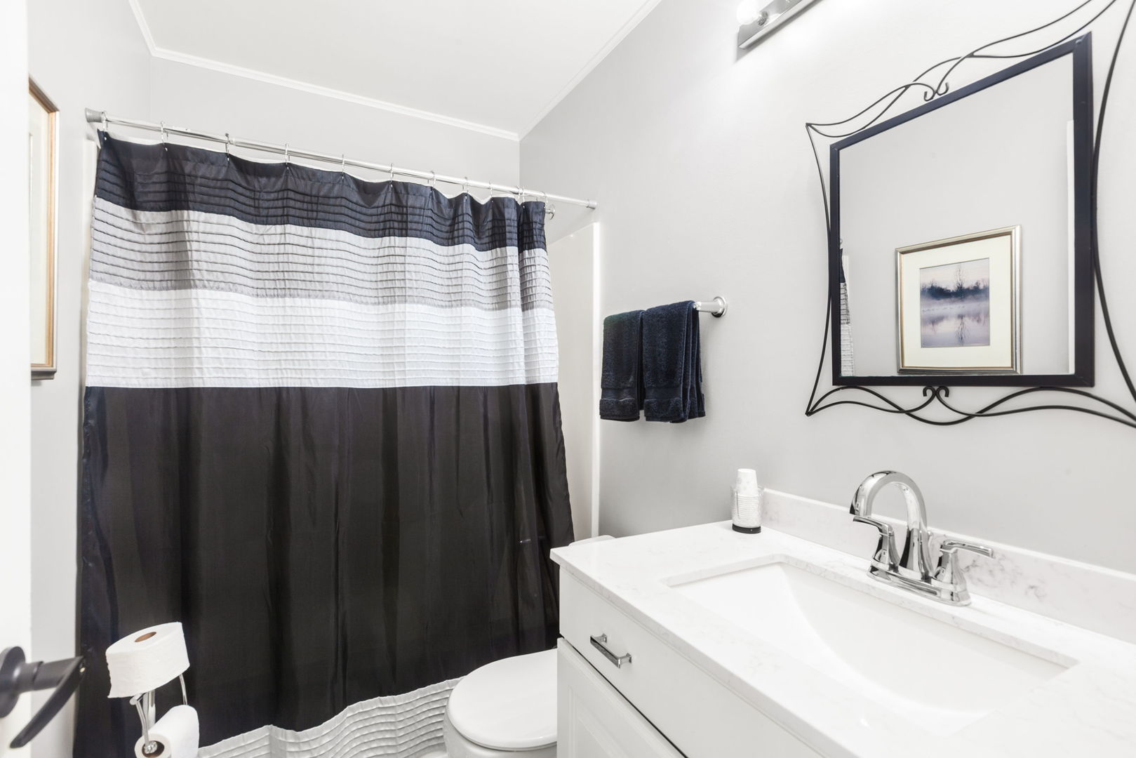 9 Arthur Court, Streamwood, IL 60107