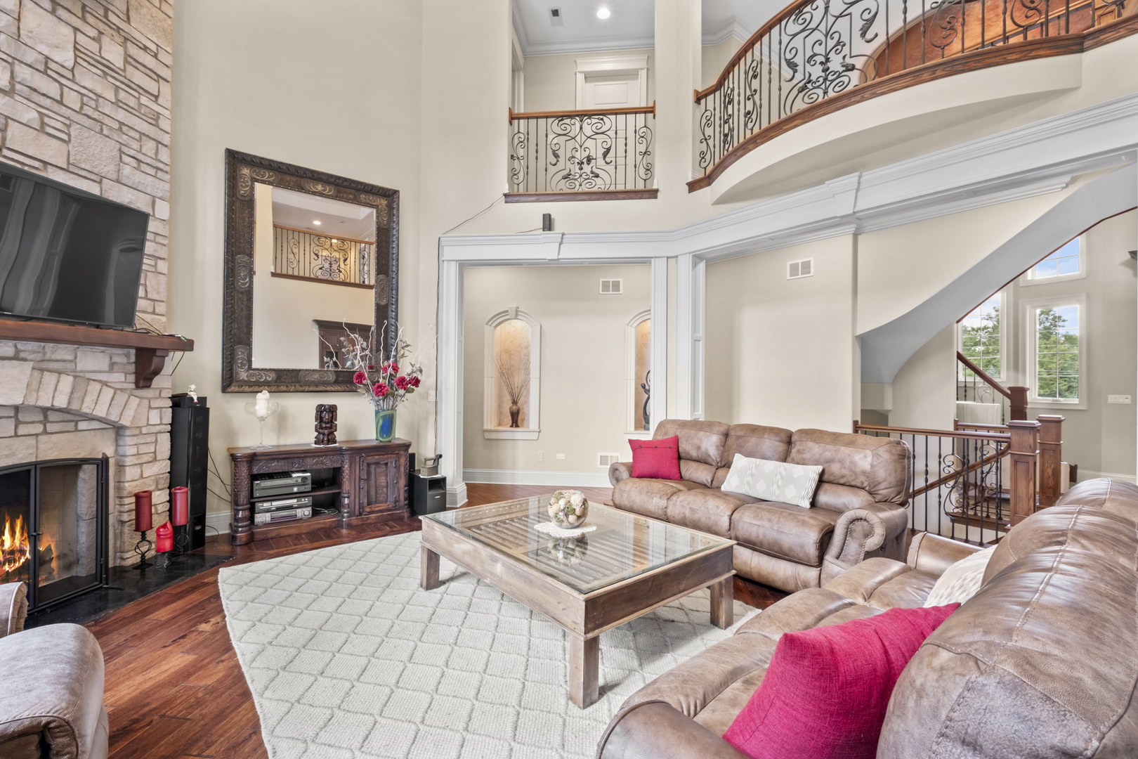 17W033 87th Street, Willowbrook, IL 60527