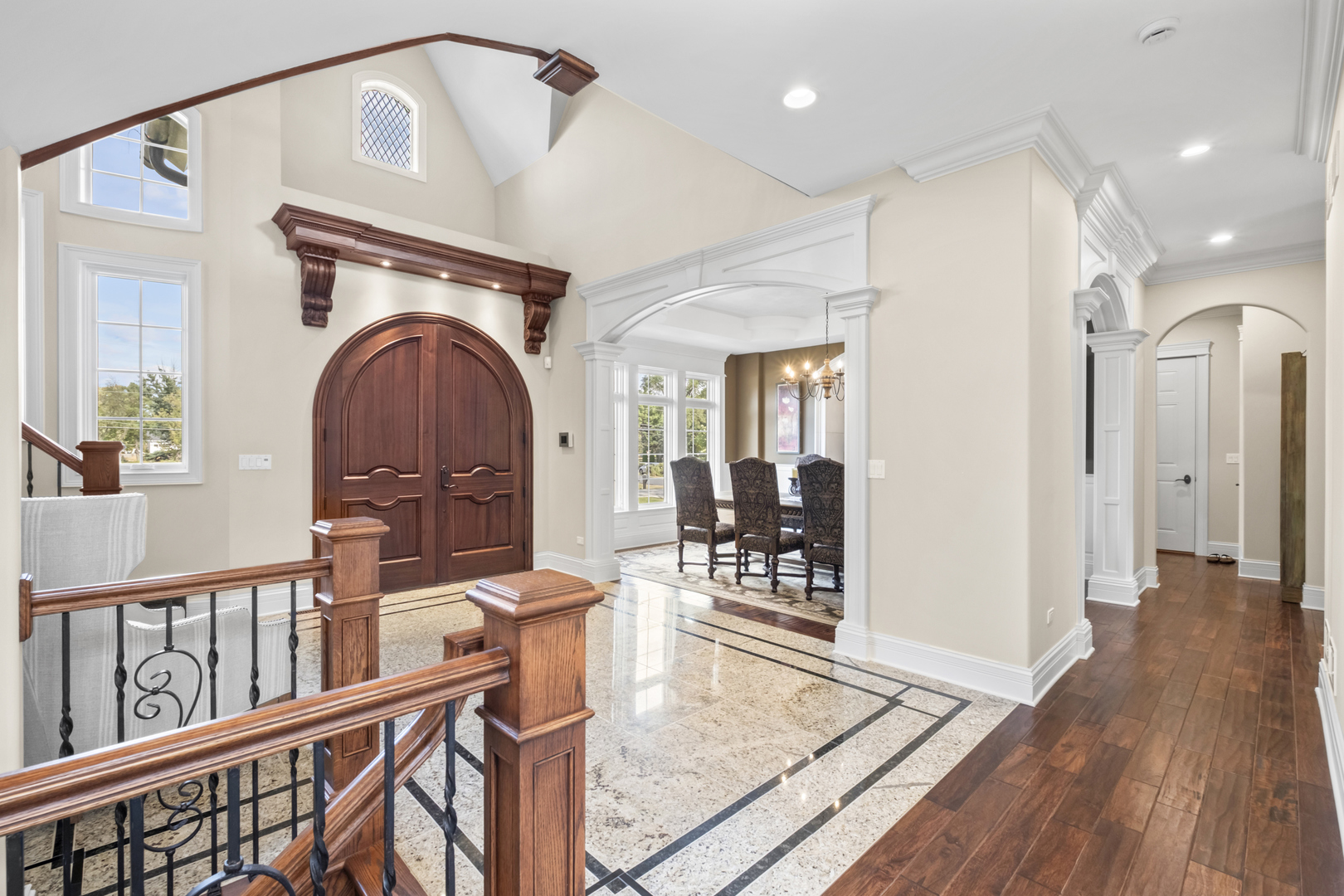 17W033 87th Street, Willowbrook, IL 60527