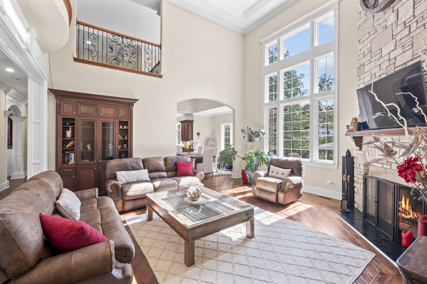 17W033 87th Street, Willowbrook, IL 60527