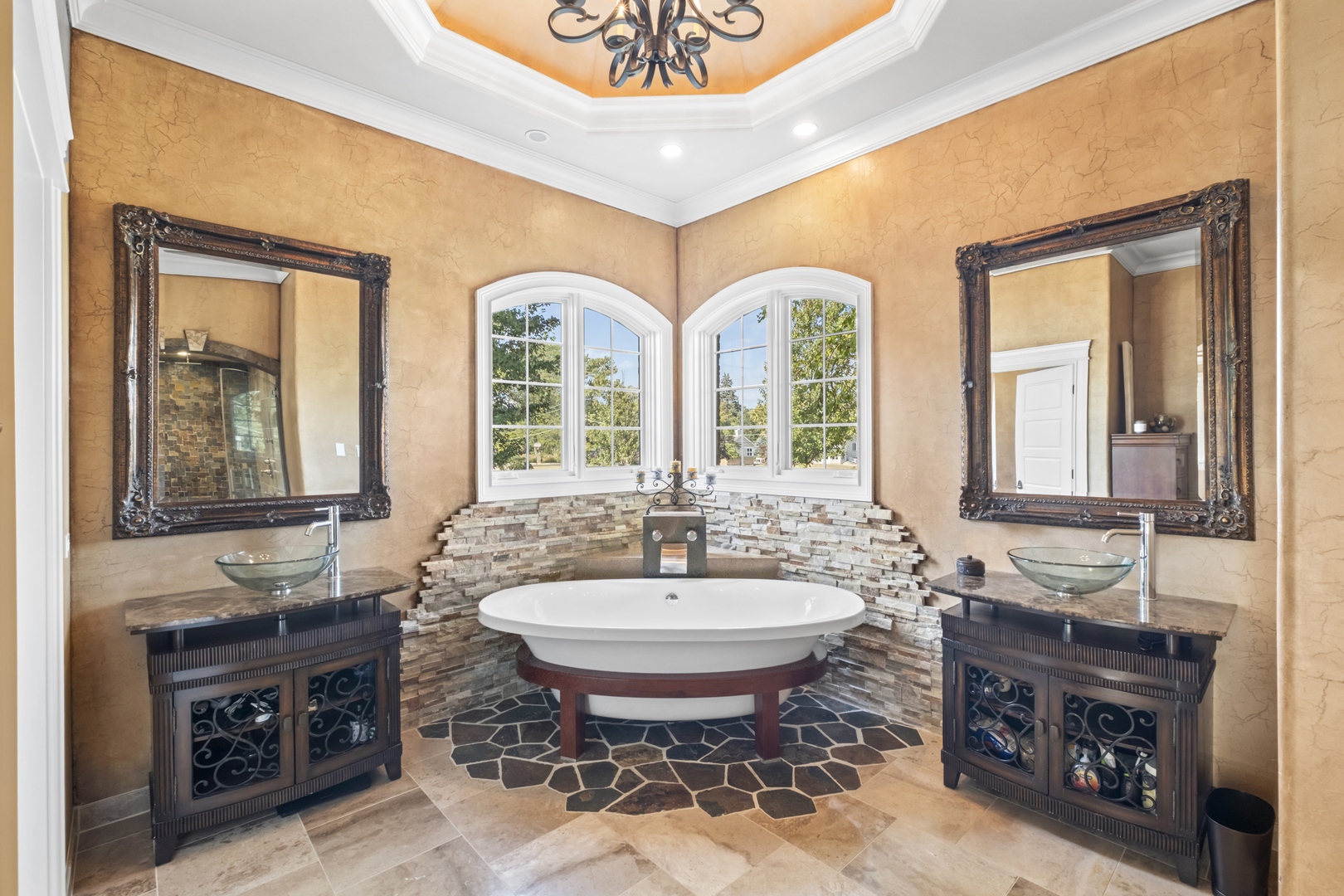 17W033 87th Street, Willowbrook, IL 60527