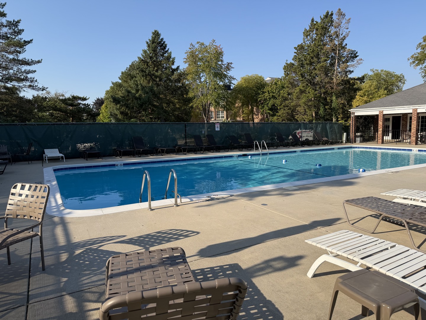 805 Leicester Road #118, Elk Grove Village, IL 60007