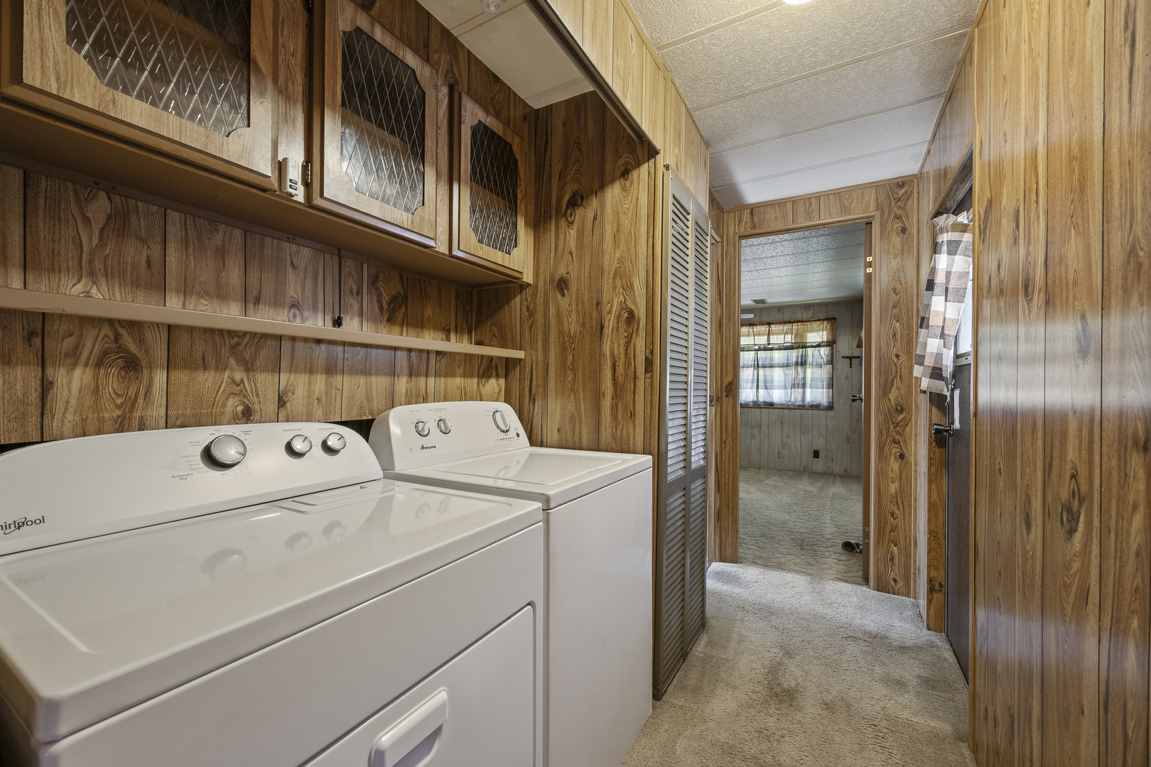 27W370 Geneva Road #19, West Chicago, IL 60185