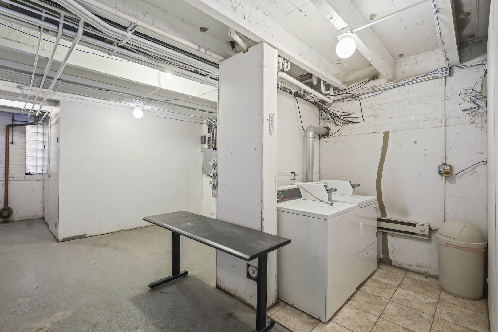 2626 W Catalpa Avenue #21, Chicago, IL 60625