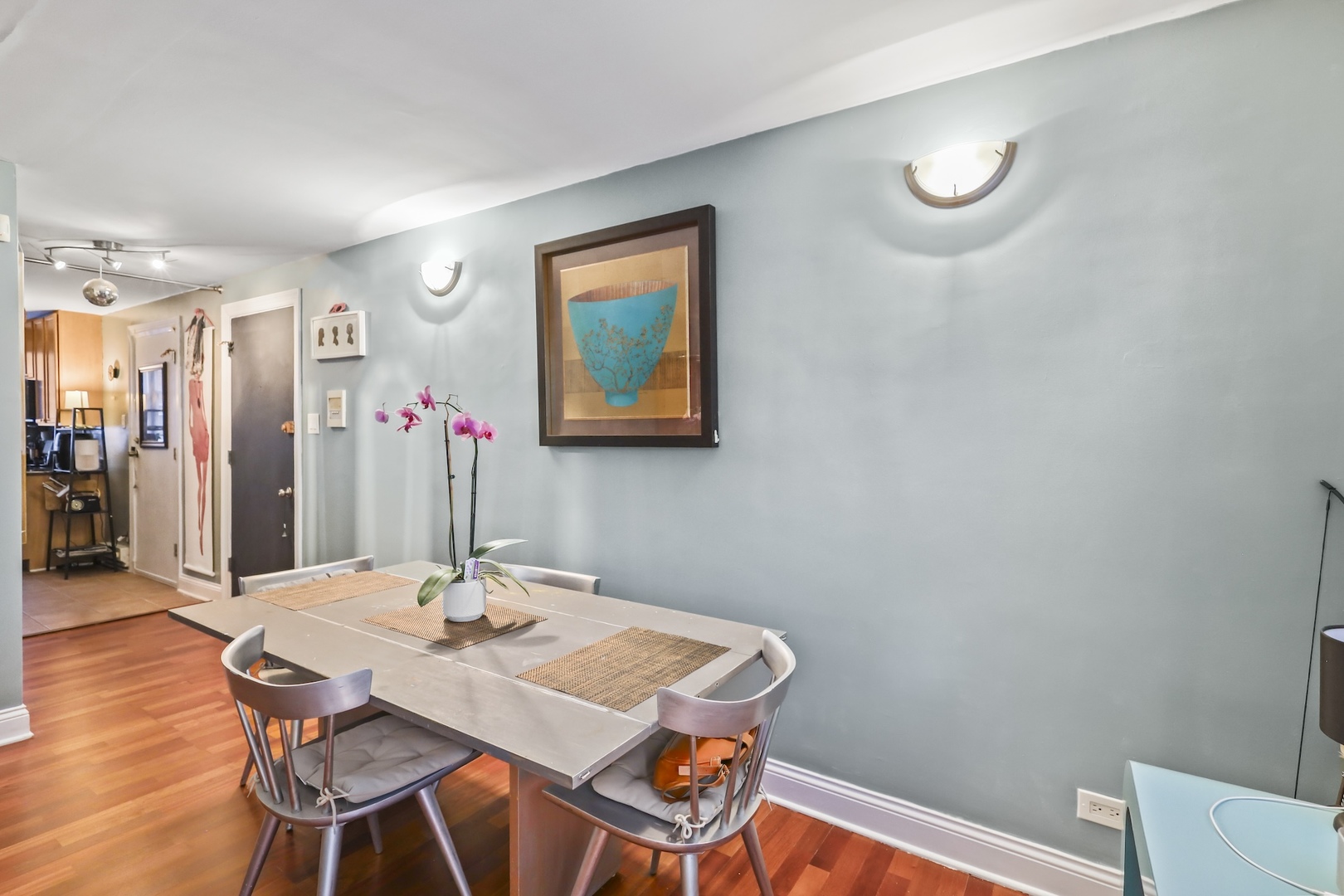 2626 W Catalpa Avenue #21, Chicago, IL 60625