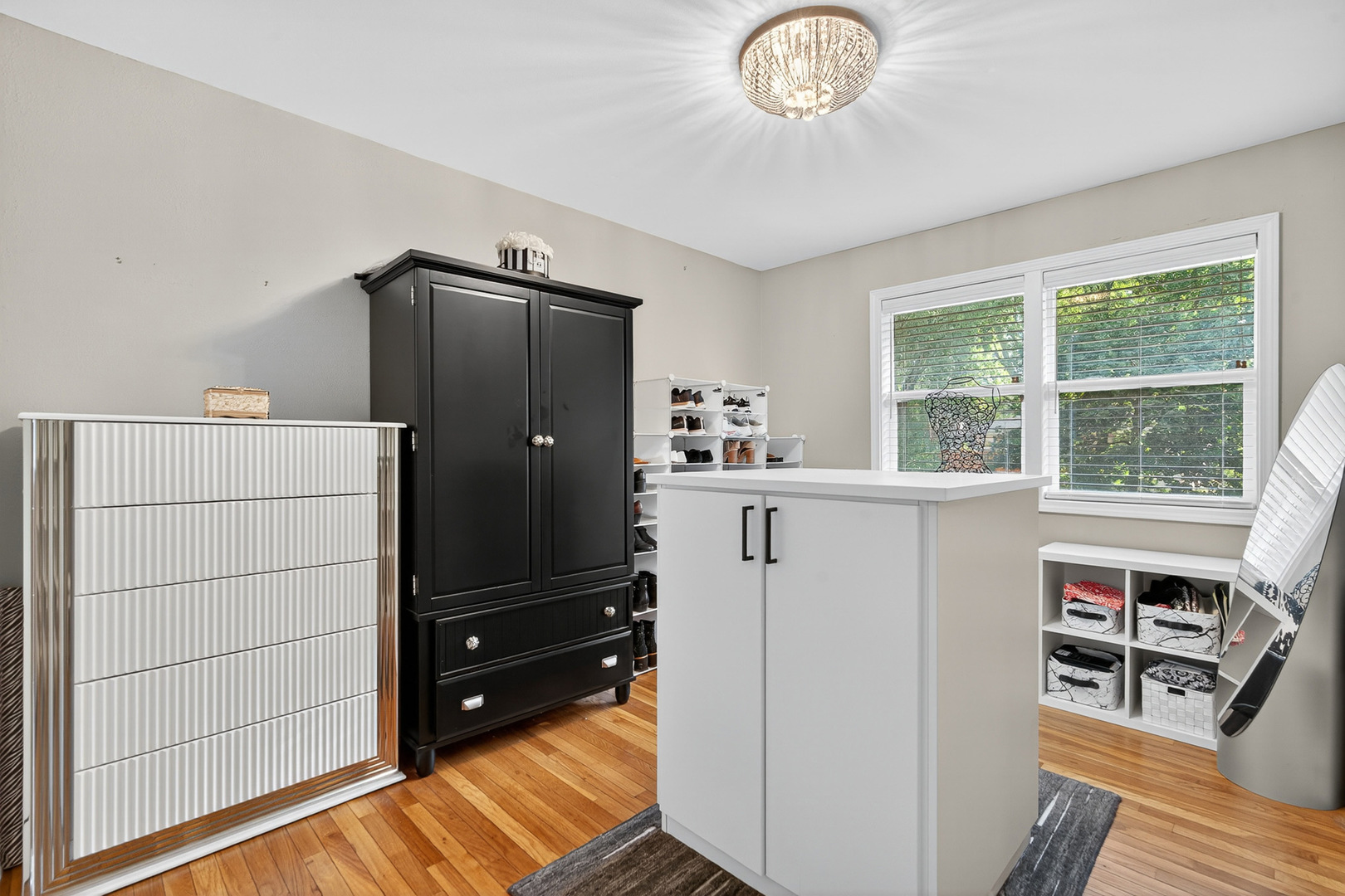 612 Edgebrook Drive, Shorewood, IL 60404