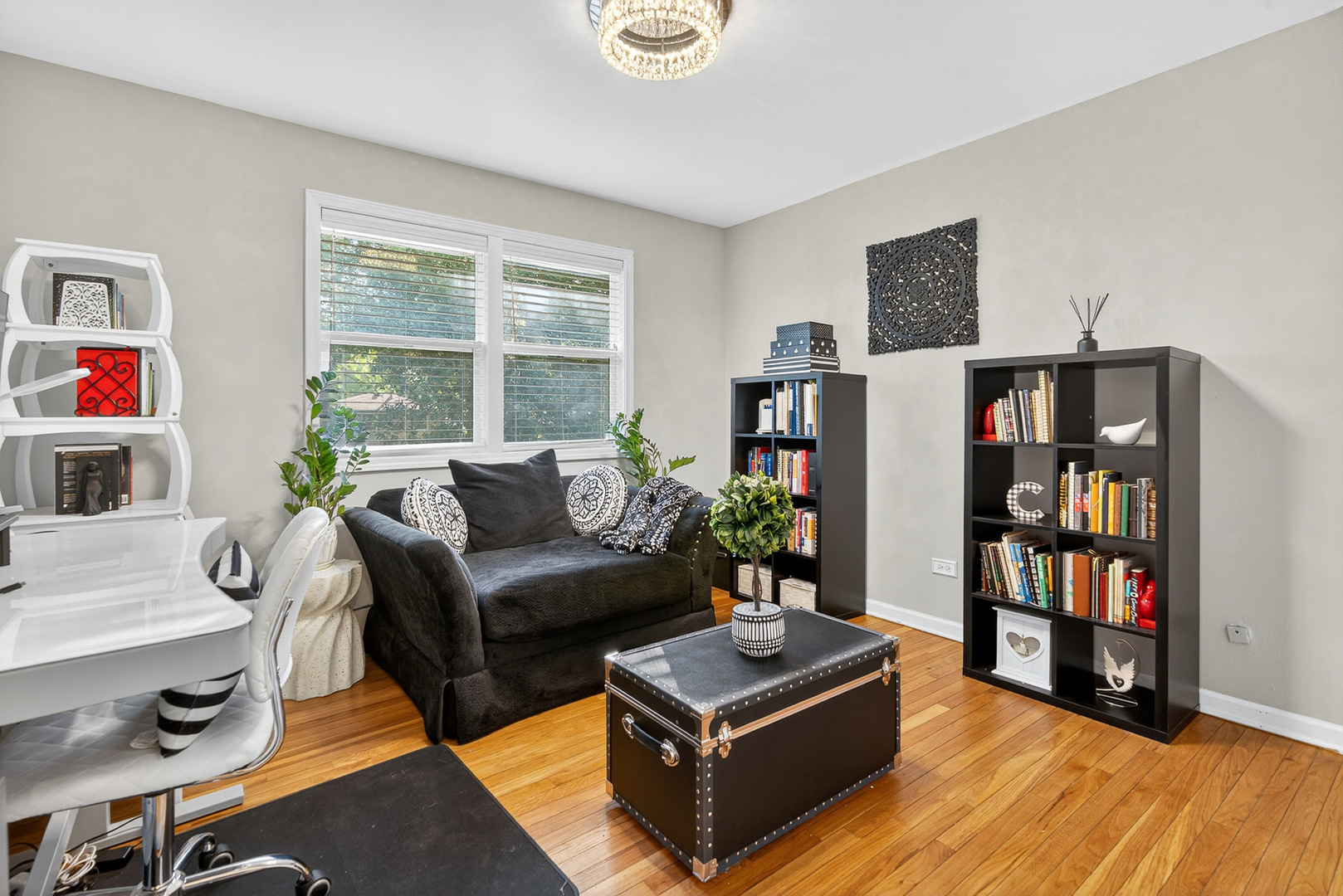 612 Edgebrook Drive, Shorewood, IL 60404