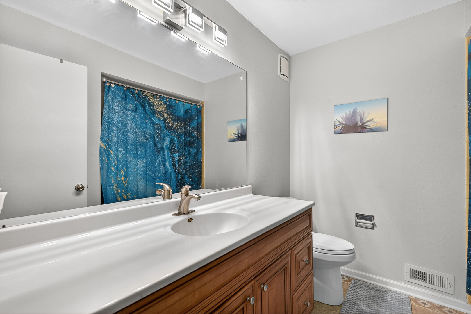 612 Edgebrook Drive, Shorewood, IL 60404