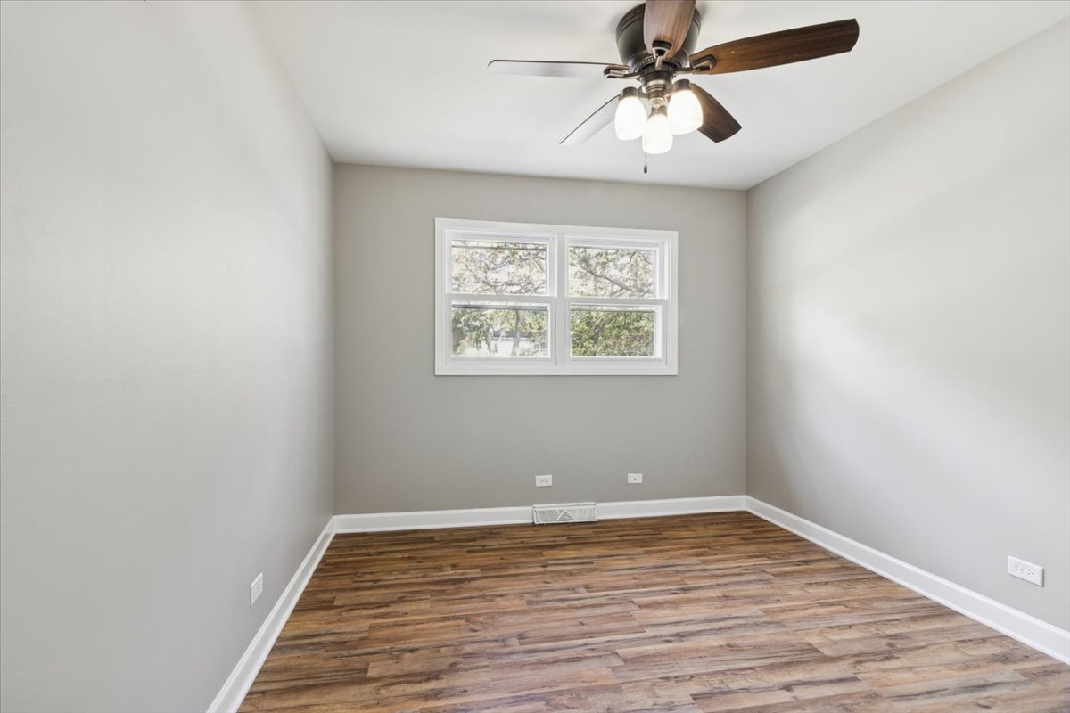 317 N Central Avenue, Wood Dale, IL 60191