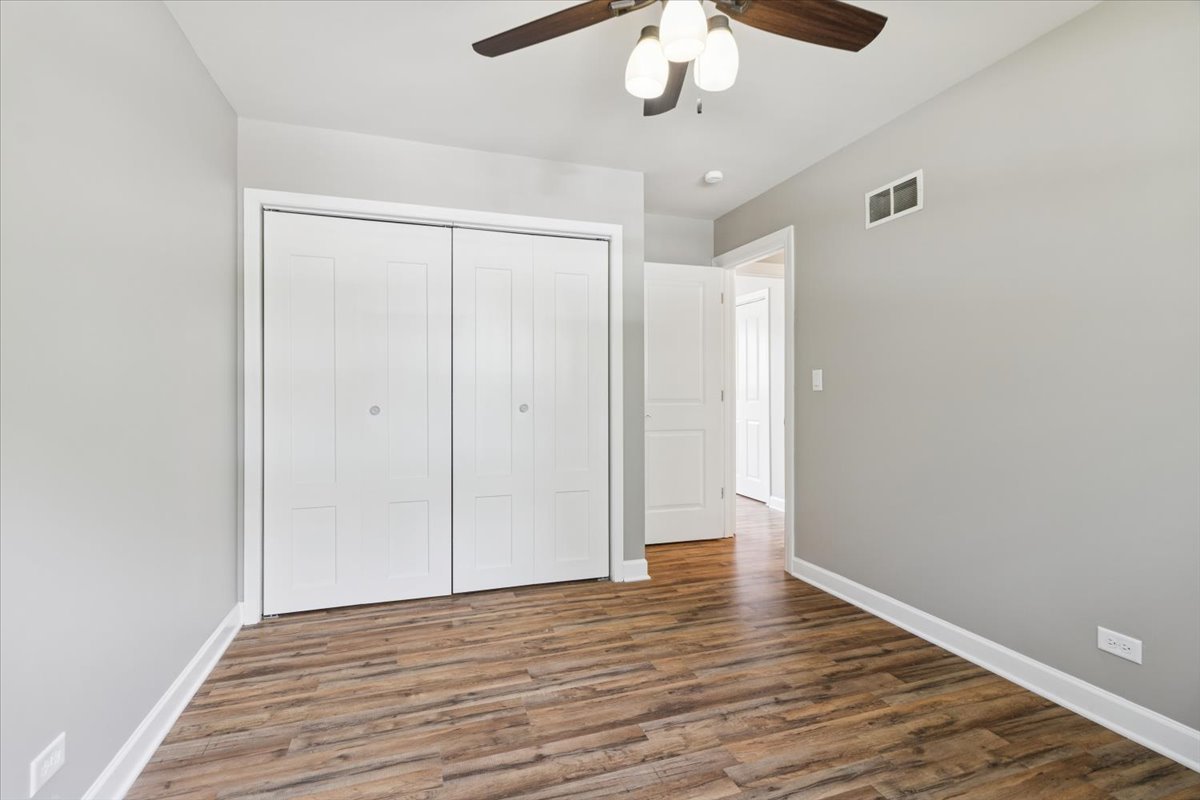 317 N Central Avenue, Wood Dale, IL 60191