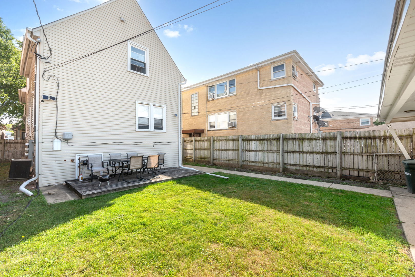 2734 N 74th Court, Elmwood Park, IL 60707