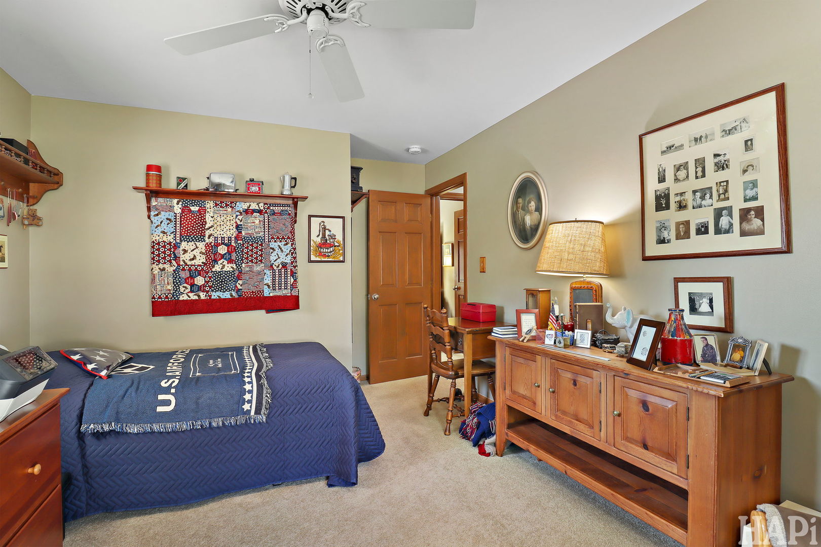 945 N Carmel Drive, Palatine, IL 60074