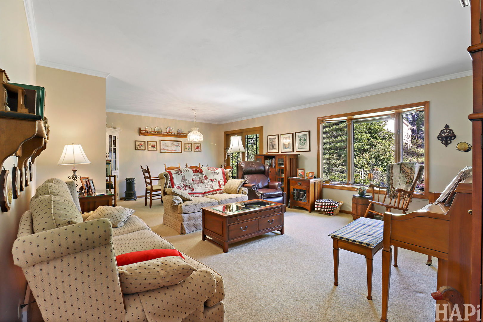 945 N Carmel Drive, Palatine, IL 60074