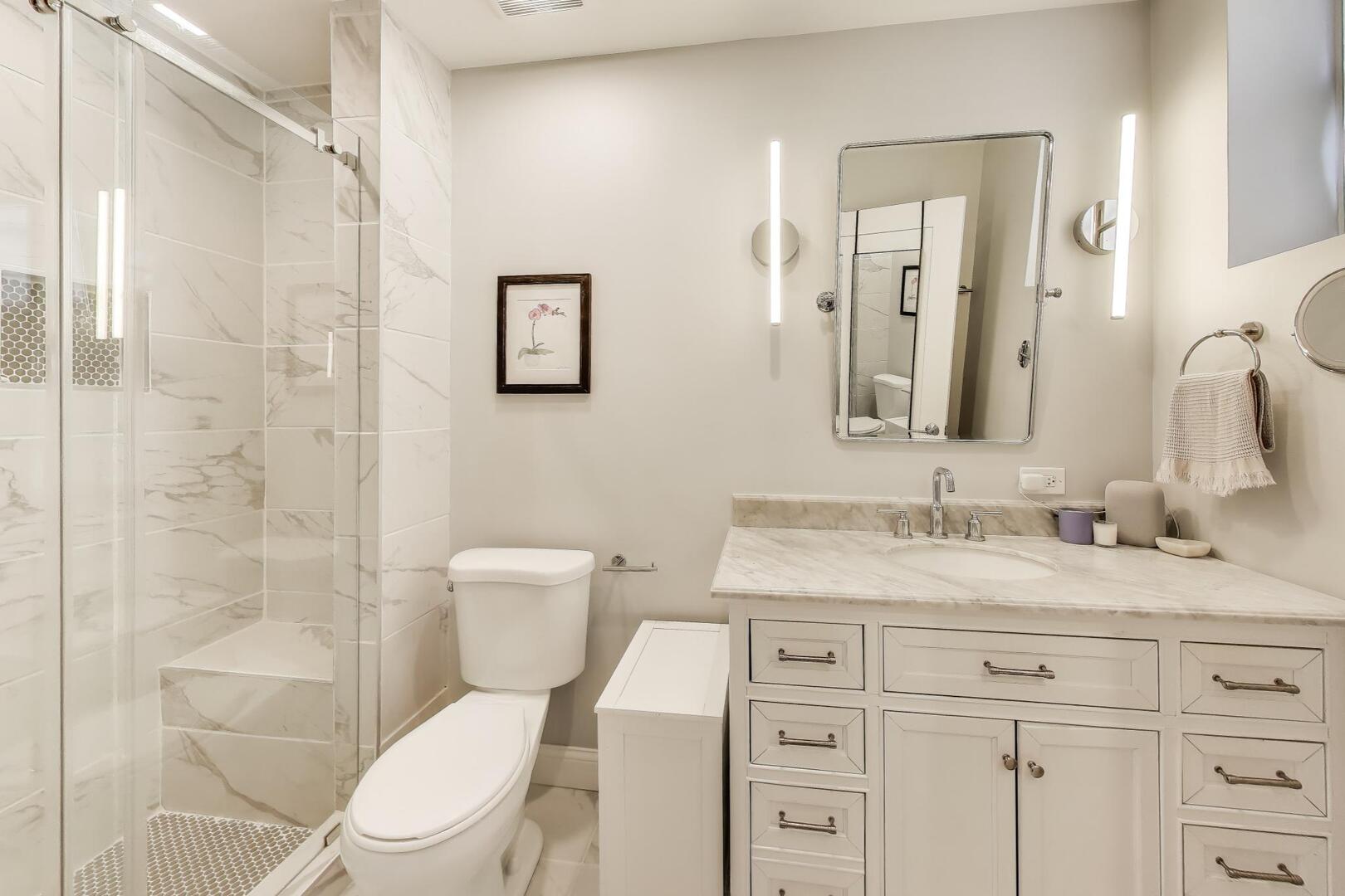 1500 N Orleans Street #3N, Chicago, IL 60610