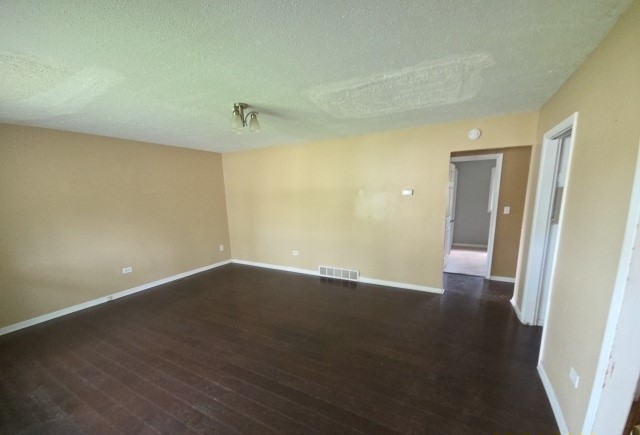 1031 Blackhawk Drive, University Park, IL 60484