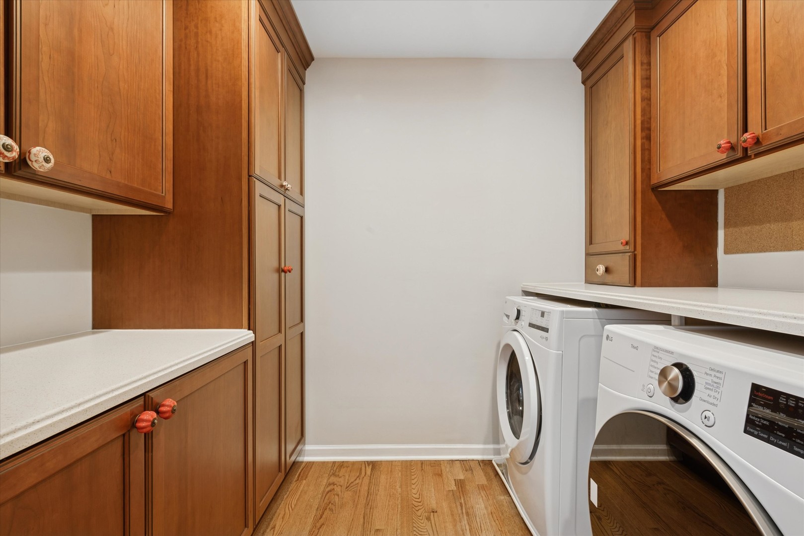 18 Shelburne Drive, Oak Brook, IL 60523