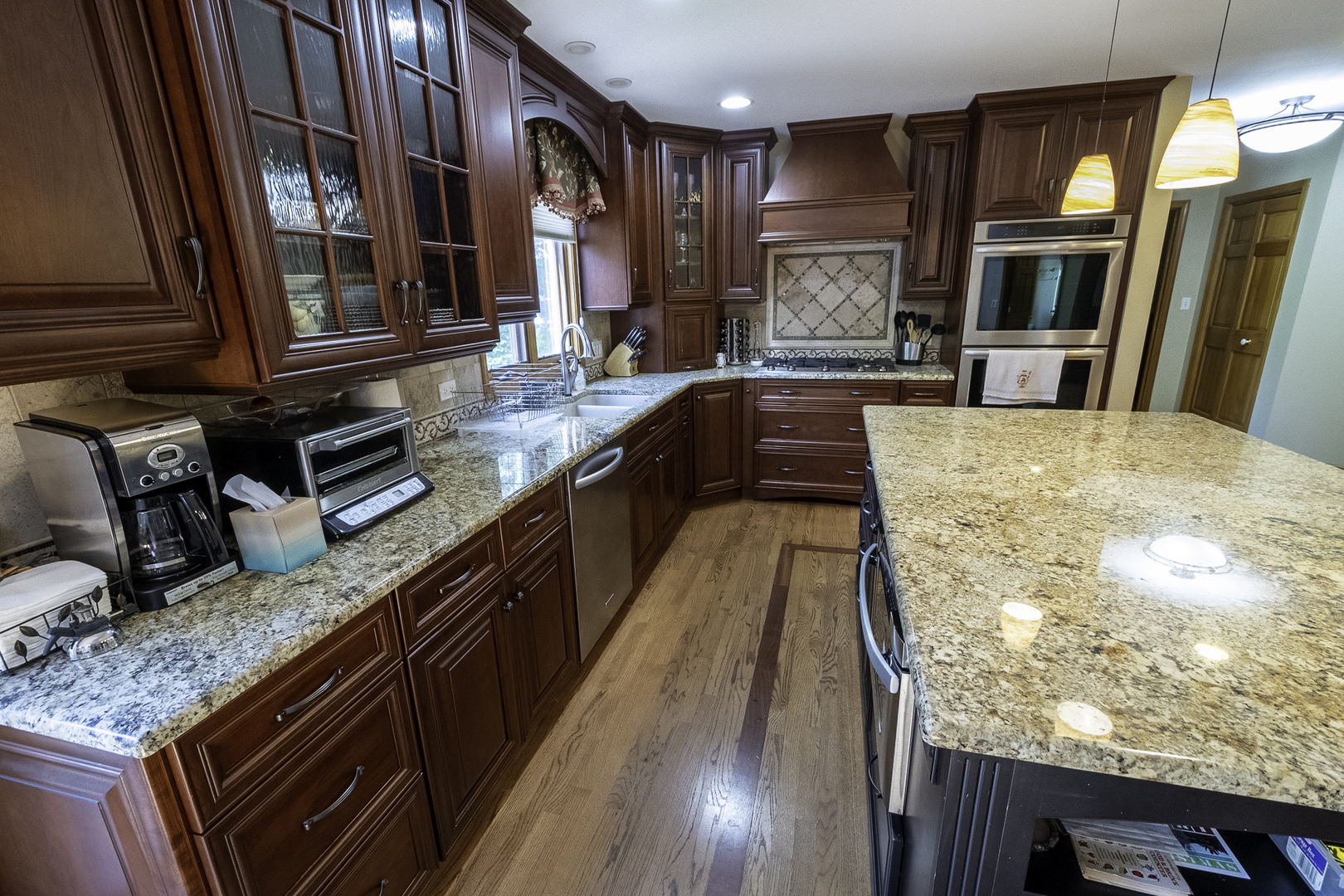 4214 Venard Road, Downers Grove, IL 60515