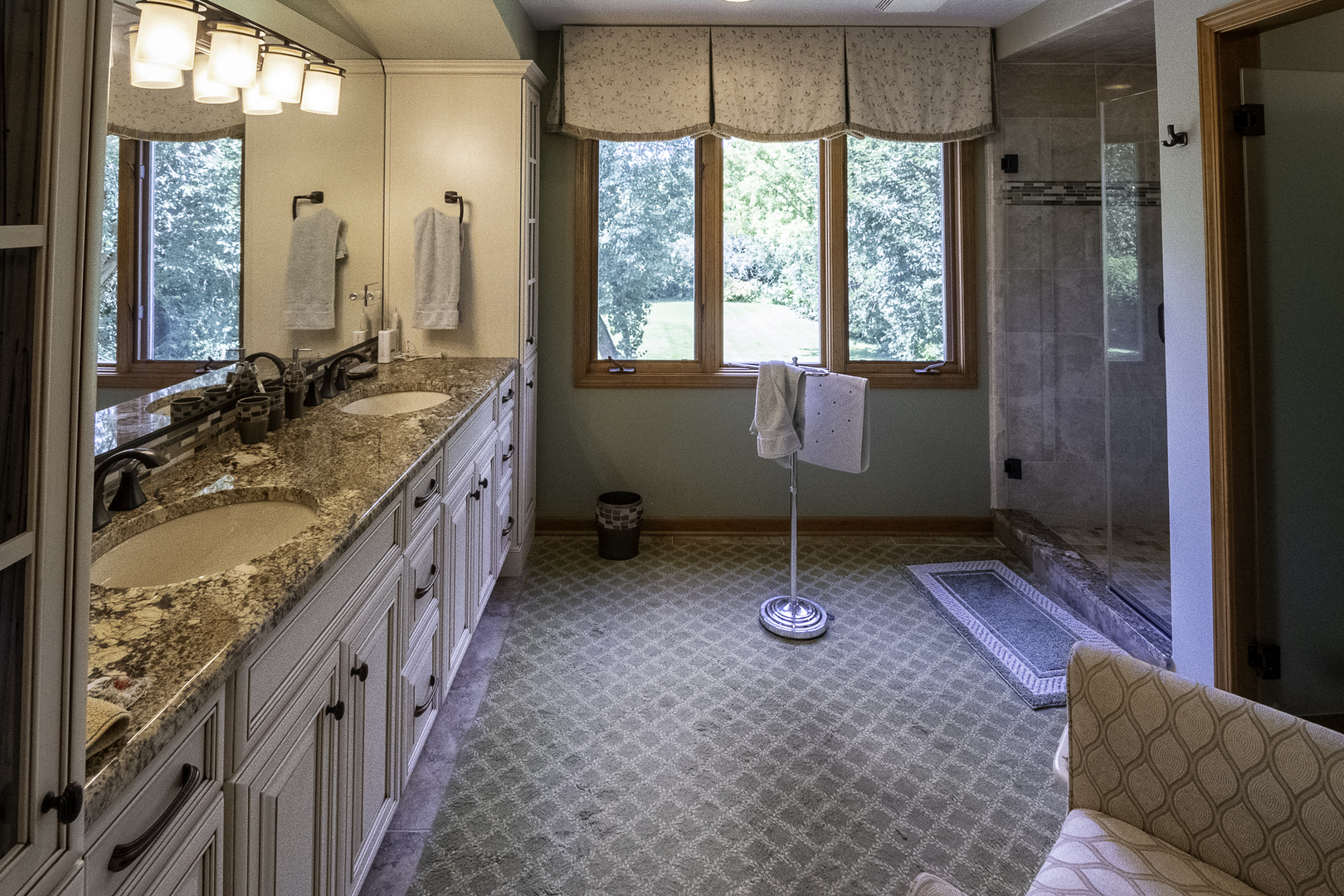 4214 Venard Road, Downers Grove, IL 60515
