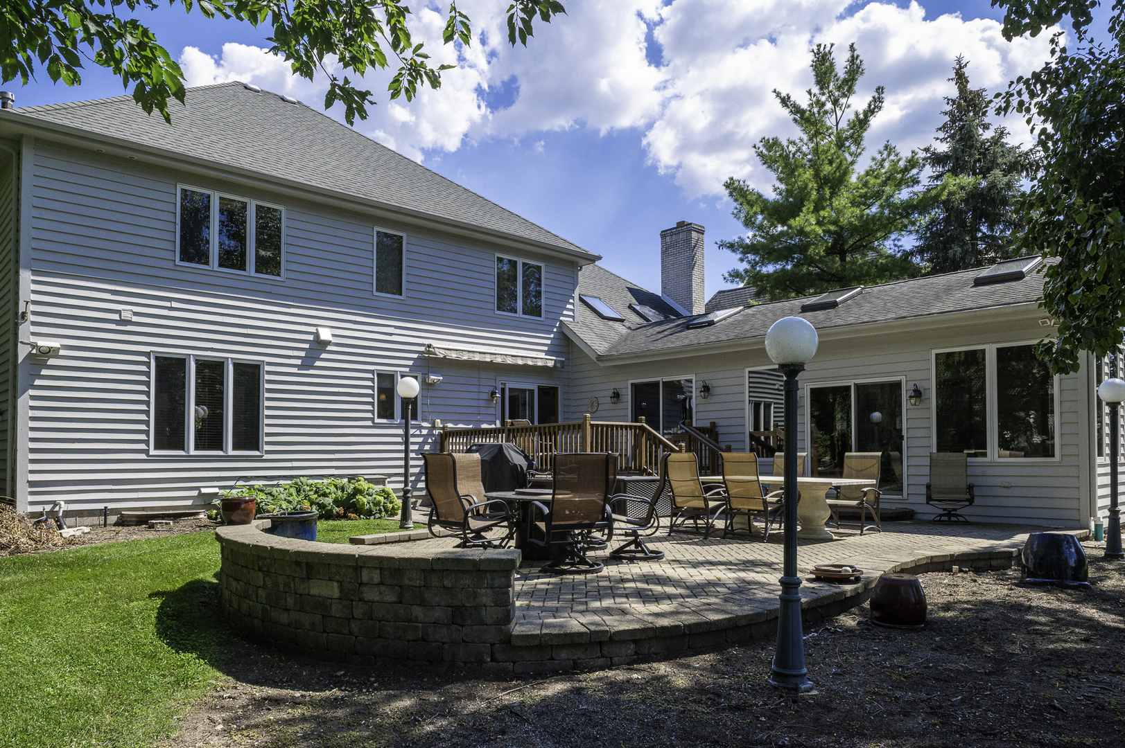 4214 Venard Road, Downers Grove, IL 60515