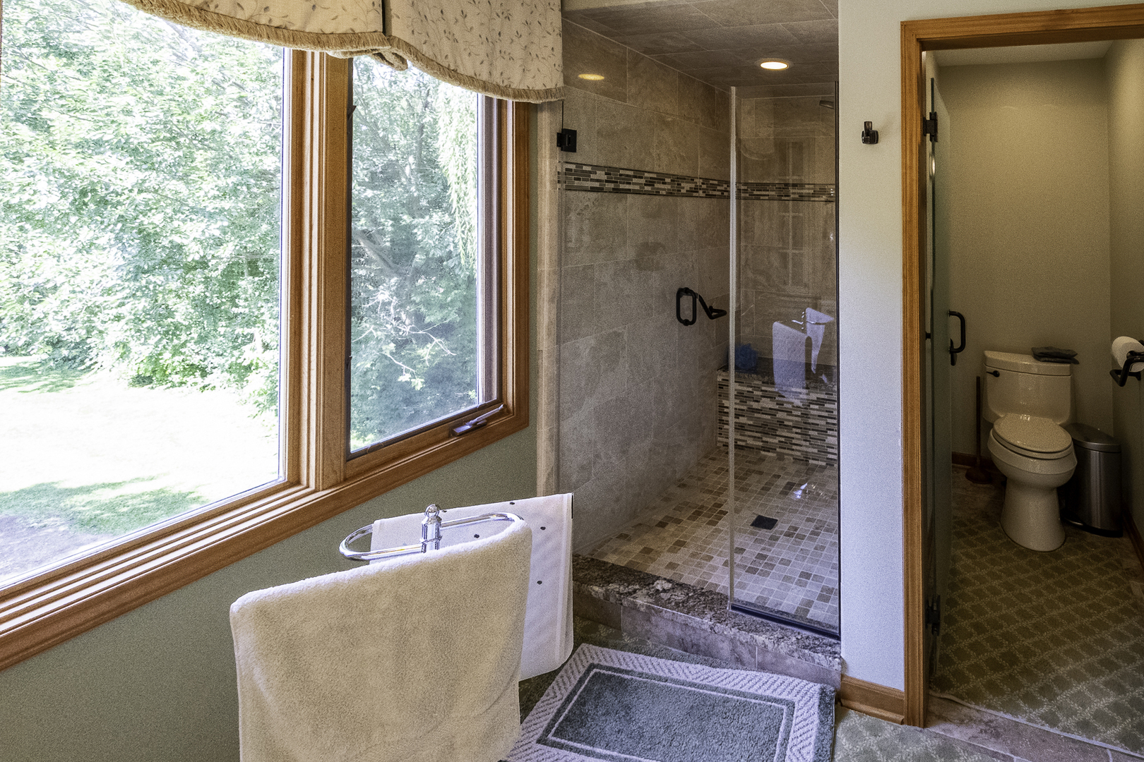 4214 Venard Road, Downers Grove, IL 60515