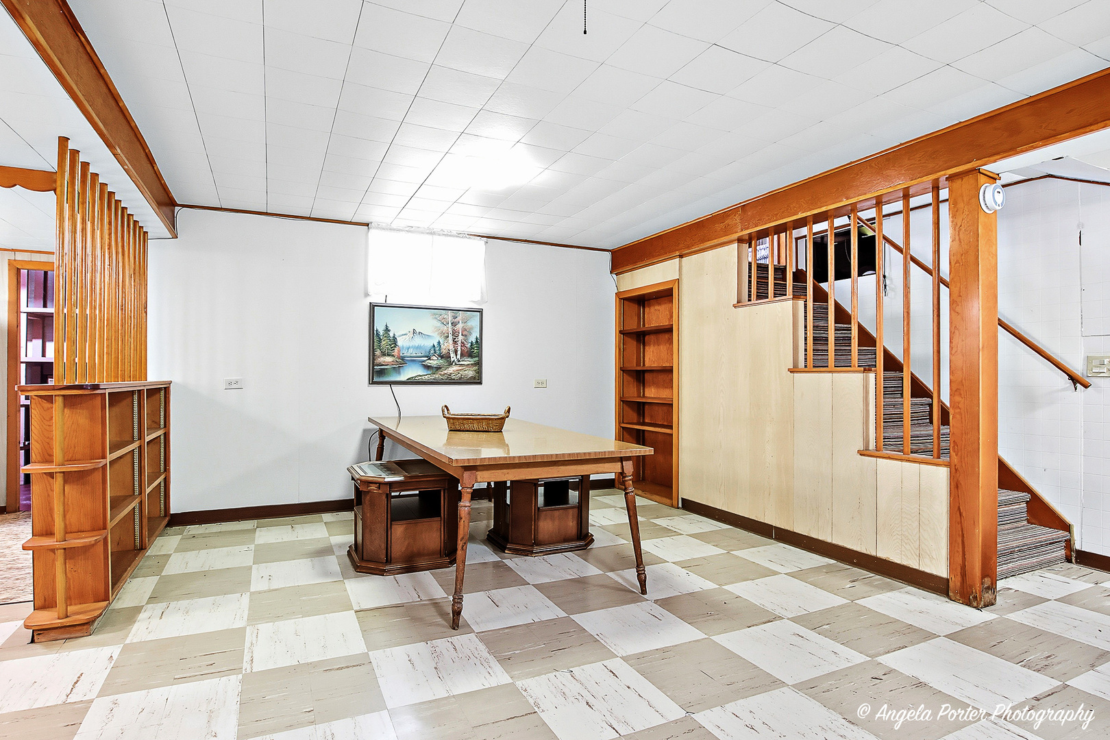 2029 Lloyd Avenue, Waukegan, IL 60085