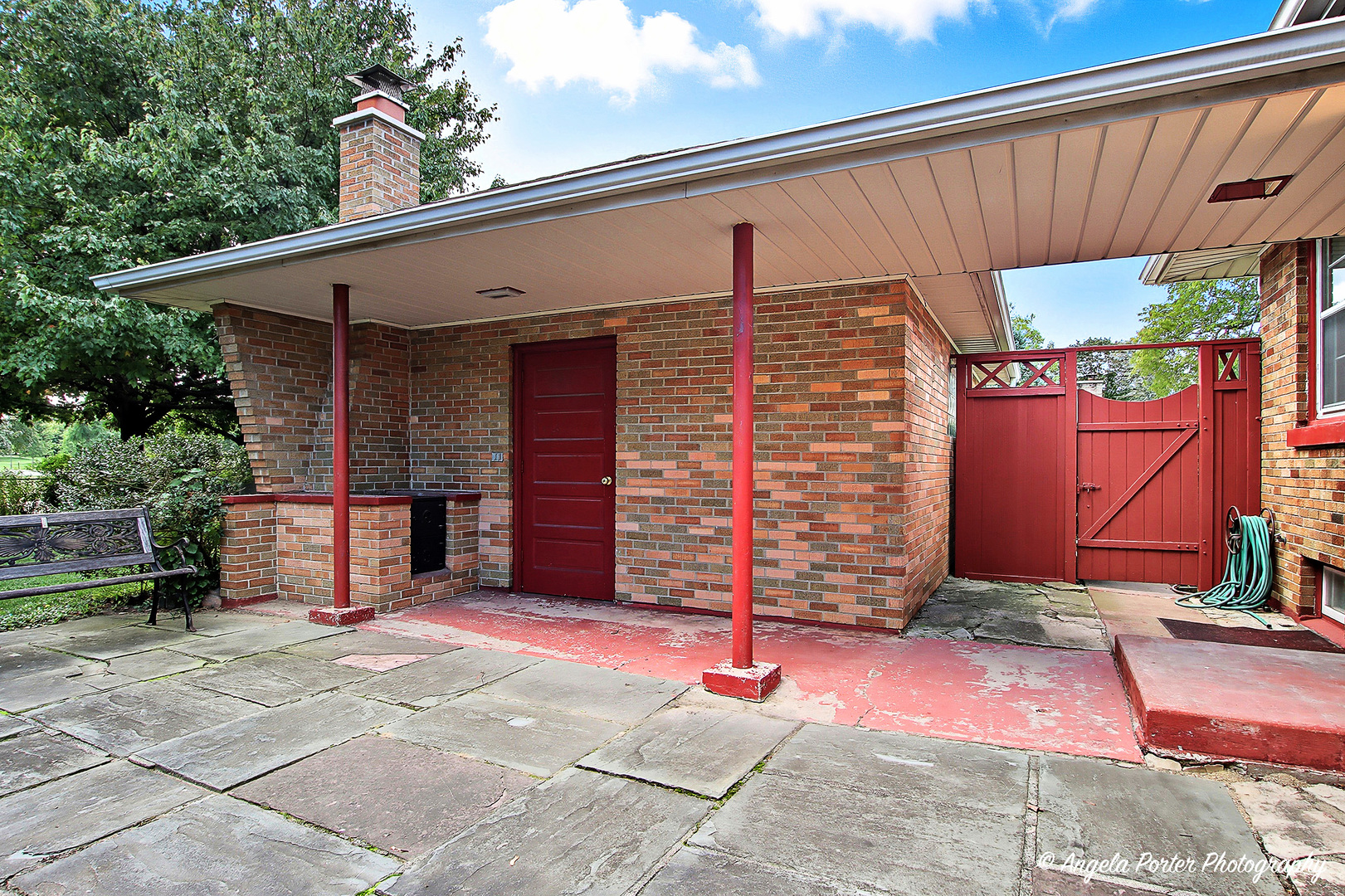 2029 Lloyd Avenue, Waukegan, IL 60085