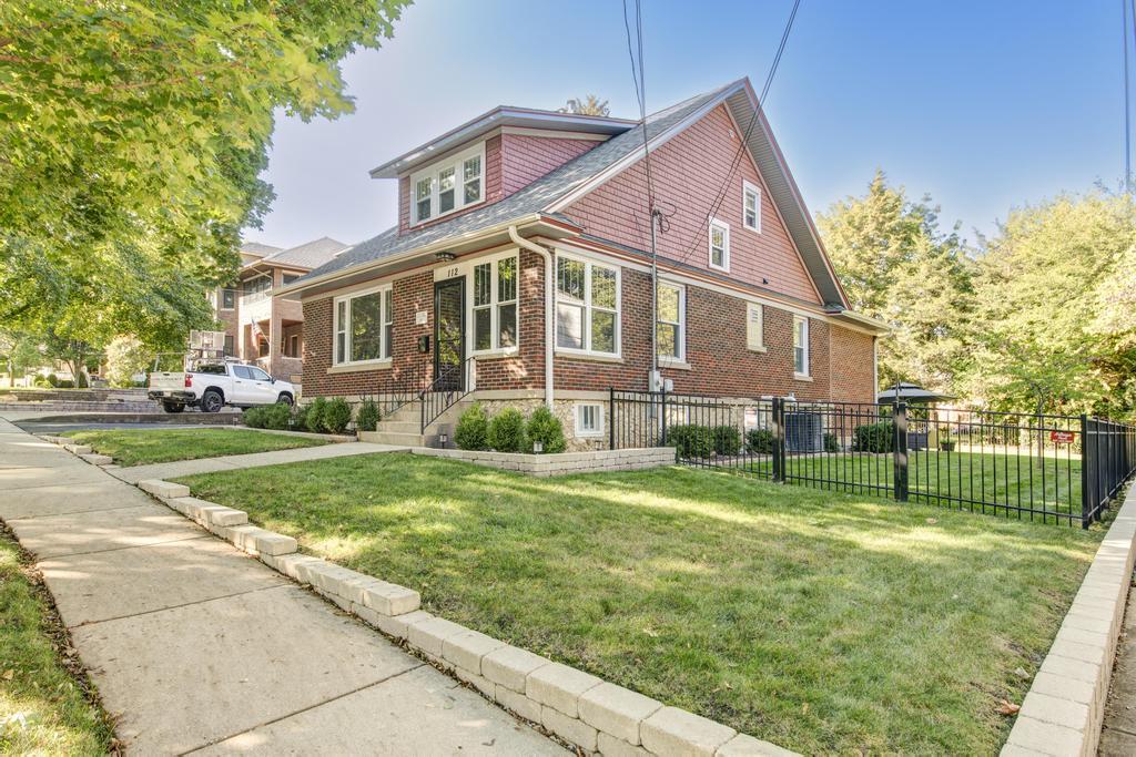112 Liberty Street, West Dundee, IL 60118