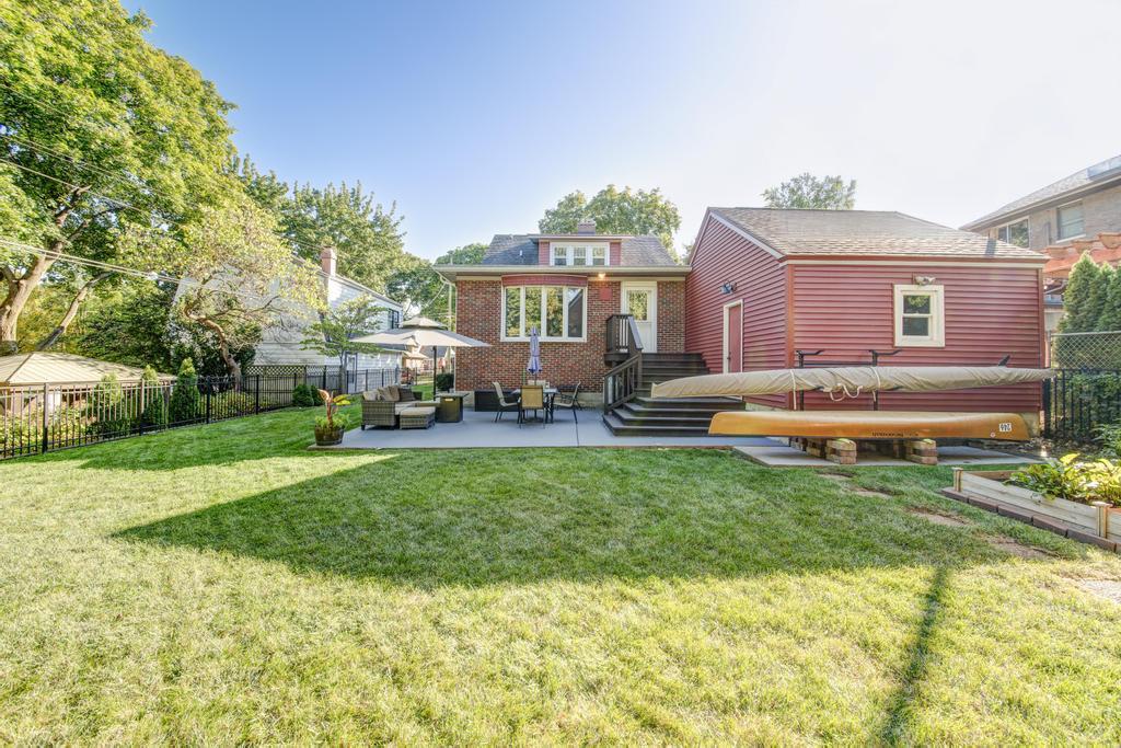 112 Liberty Street, West Dundee, IL 60118