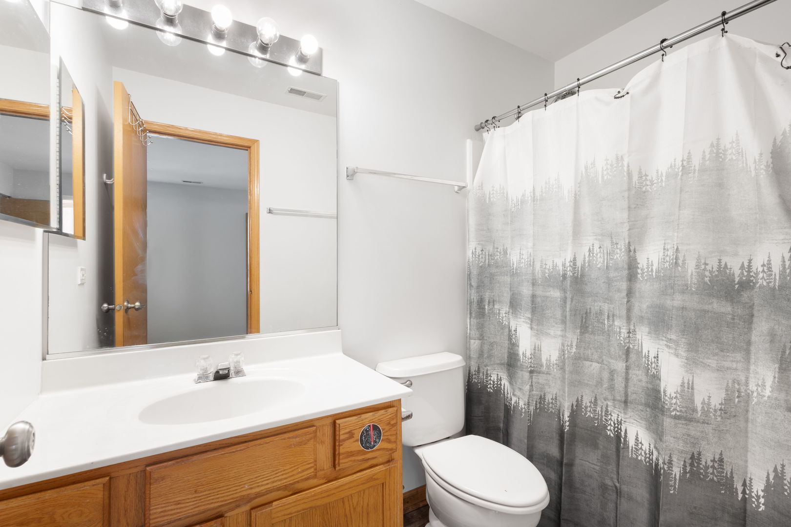 2877 Stonewater Drive #2877, Naperville, IL 60564