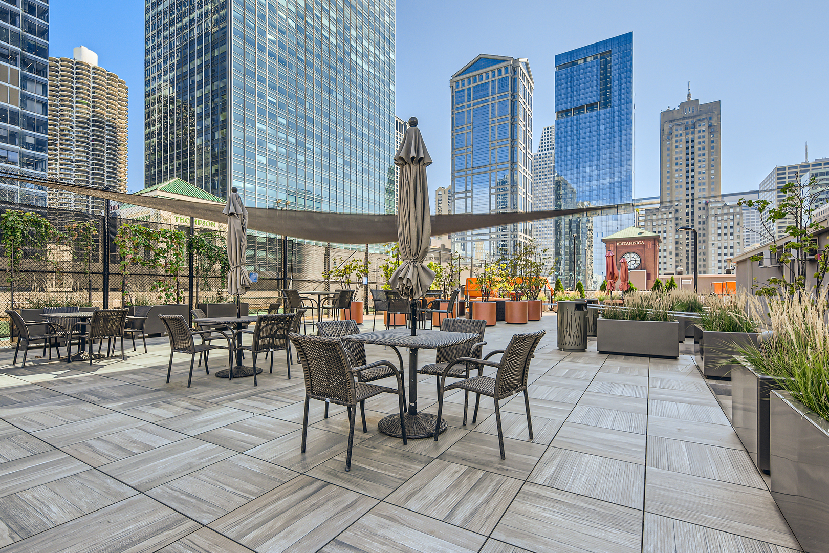 345 N La Salle Drive #2701, Chicago, IL 60654