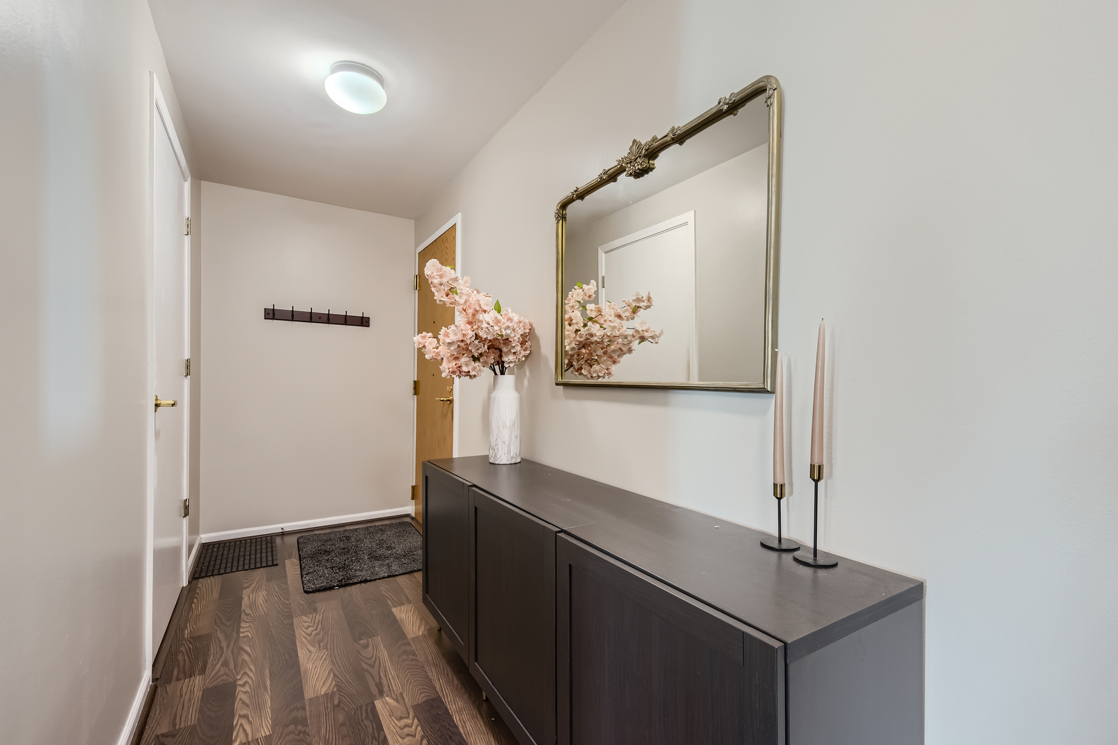 345 N La Salle Drive #2701, Chicago, IL 60654
