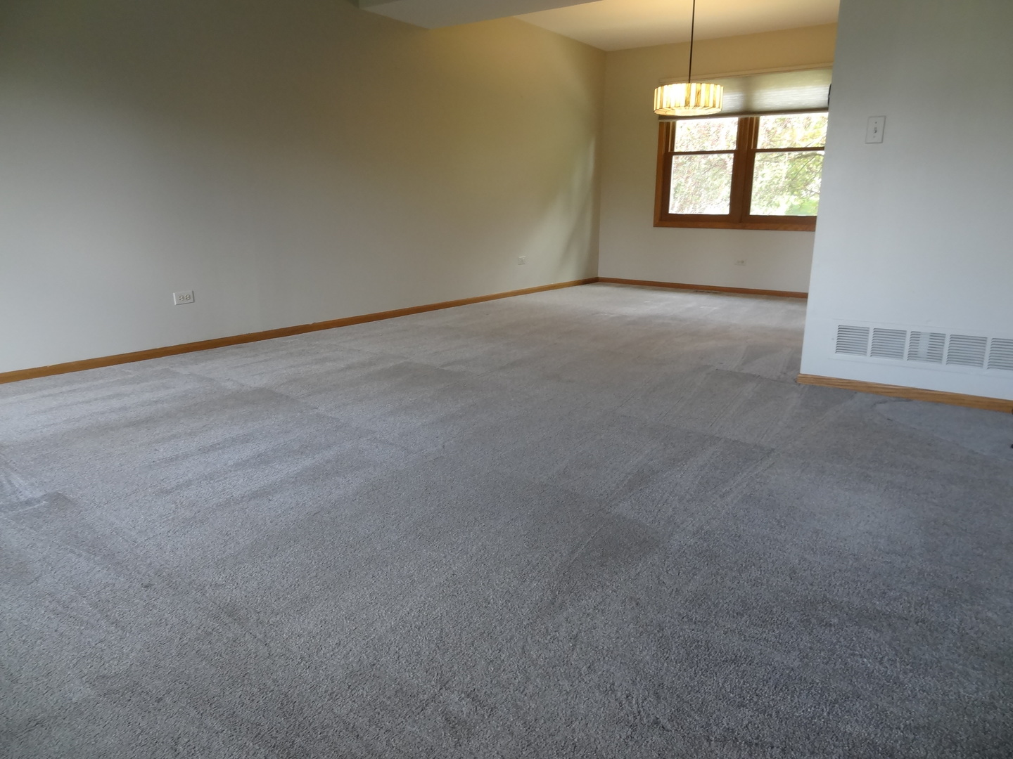 51 S Pershing Avenue, Mundelein, IL 60060