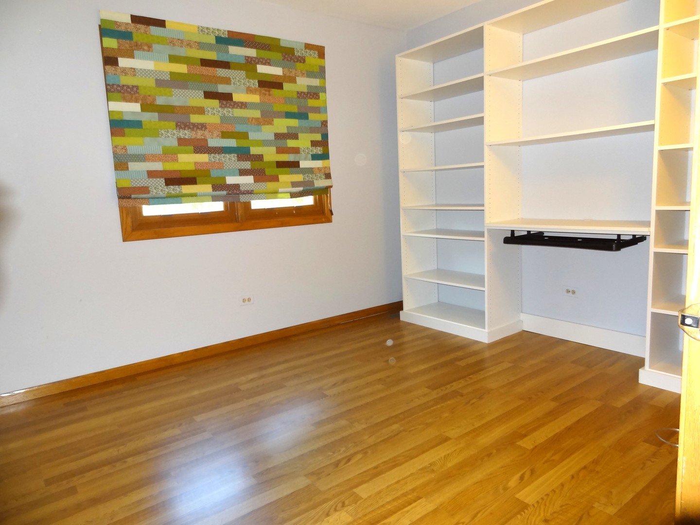 51 S Pershing Avenue, Mundelein, IL 60060