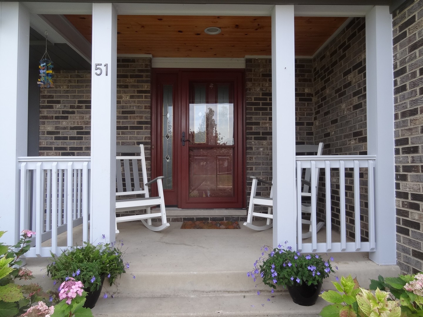 51 S Pershing Avenue, Mundelein, IL 60060